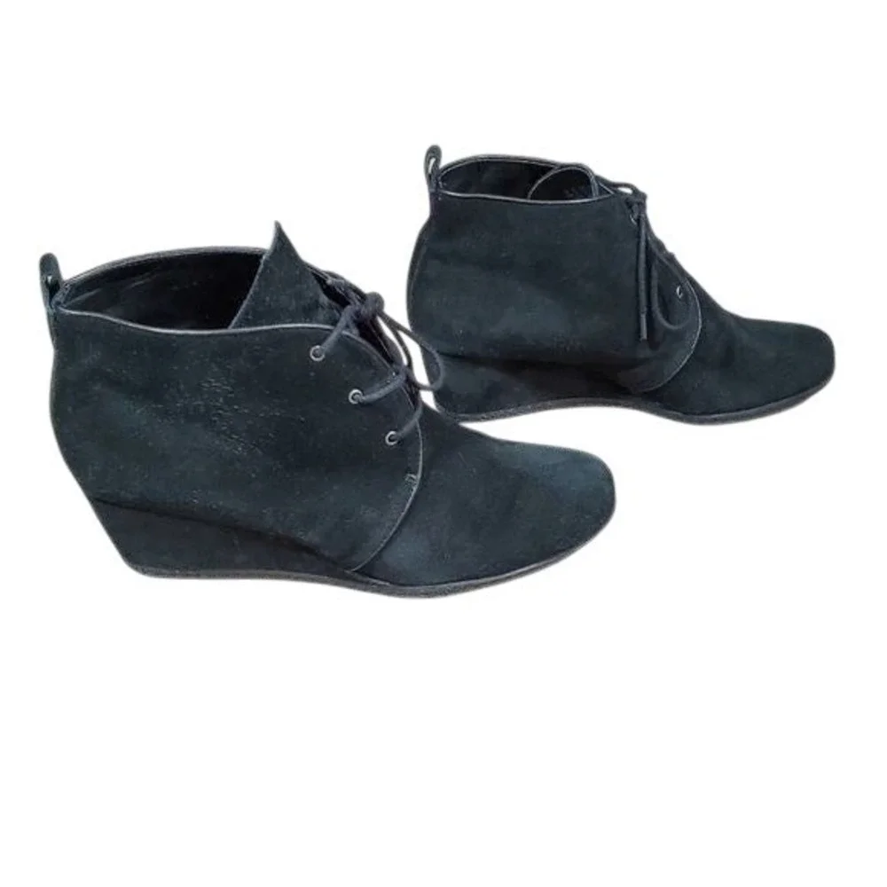 FRANCO Sarto Annabelle black‎ suede lace up Wedge Comfy Botties boots size 10